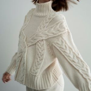Zara Chunky Oversized Cable-knit Sweater